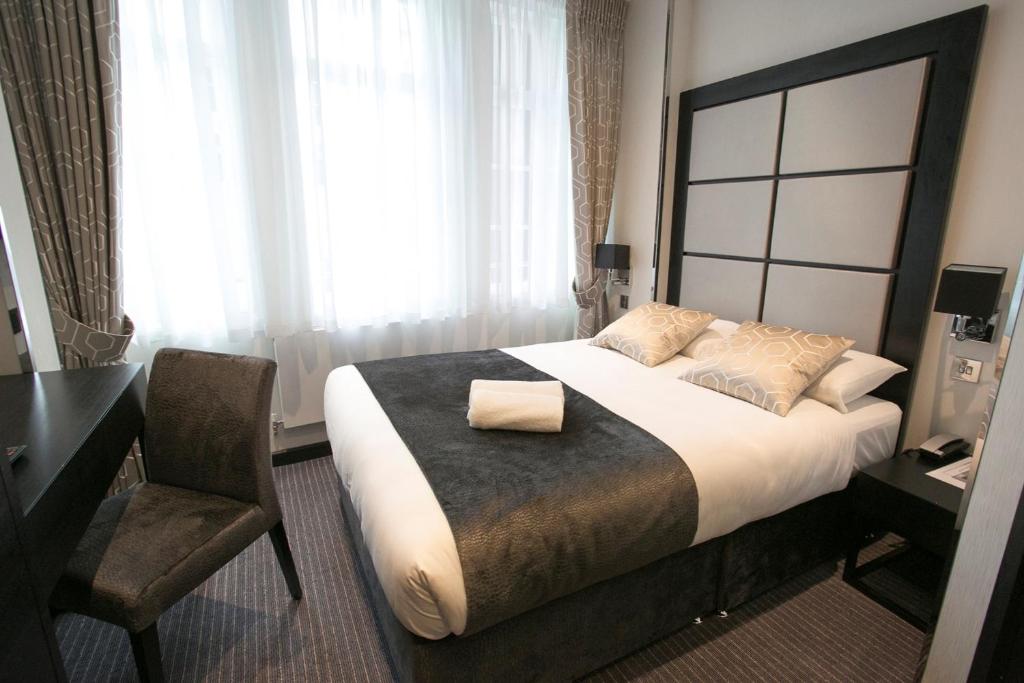 Pop n Style at Great St Helen Hotel - City of London