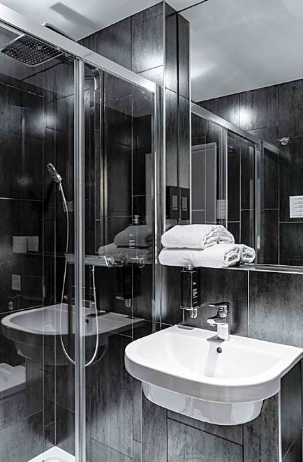 Pop n Style at W14 Hotel - London Kensington (West London)